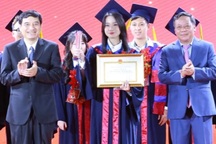 Tuyên dương 100 thủ khoa xuất sắc tốt nghiệp các đại học, học viện