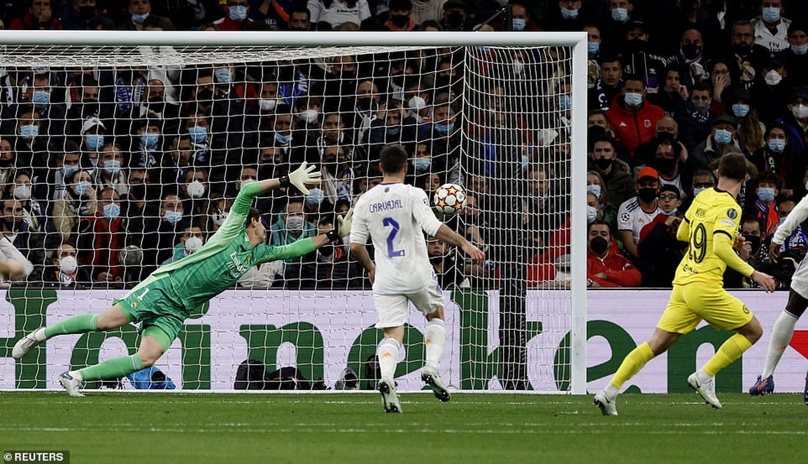Đánh bại Real Madrid, Chelsea vẫn trở thành cựu vương Champions League - 4 Đánh bại Real Madrid, Chelsea vẫn trở thành cựu vương Champions League - 4