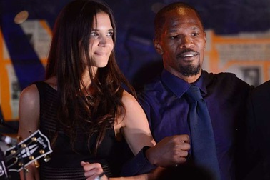 Rộ tin Katie Holmes chia tay Jamie Foxx