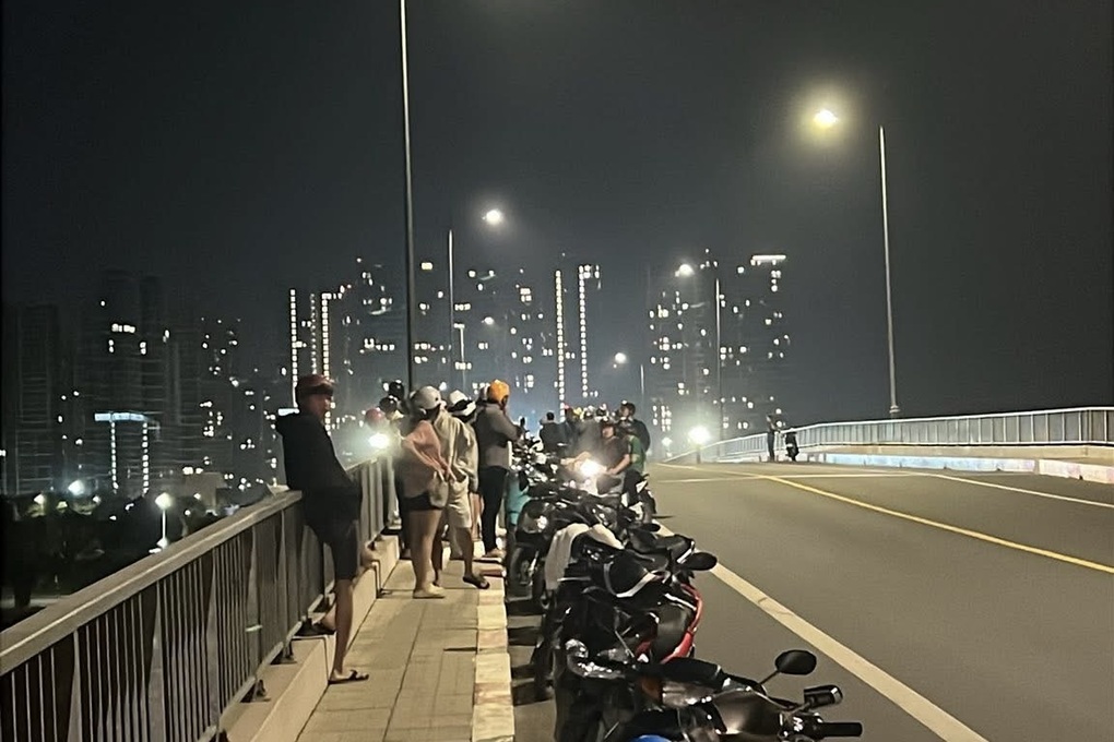 Công an TPHCM tìm nhân chứng vụ bảo vệ rơi xuống sông - 2