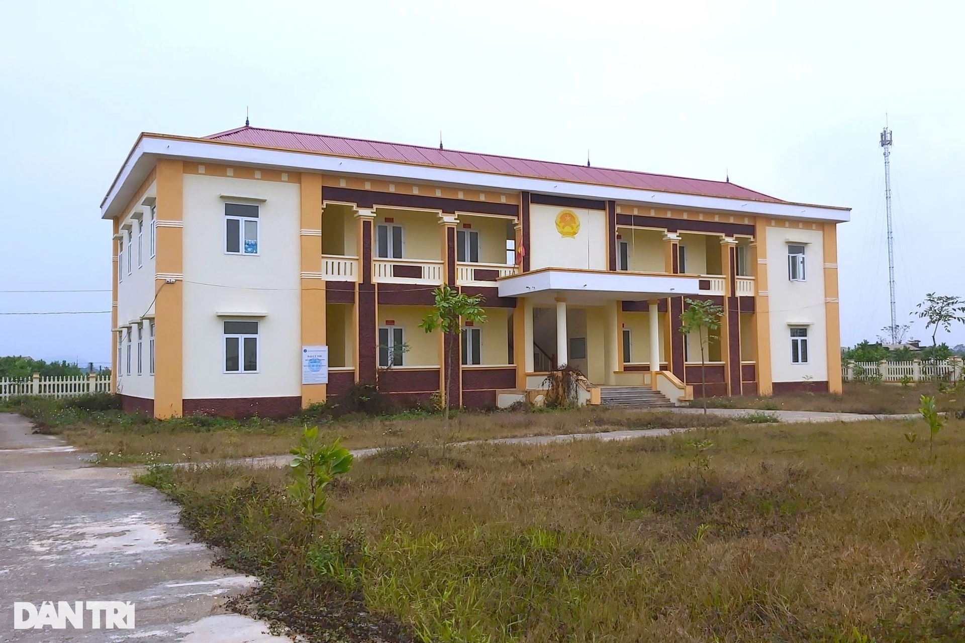 Loạt công sở tiền tỷ ở Thanh Hóa bỏ hoang sau sáp nhập - 6 Loạt công sở tiền tỷ ở Thanh Hóa bỏ hoang sau sáp nhập - 6