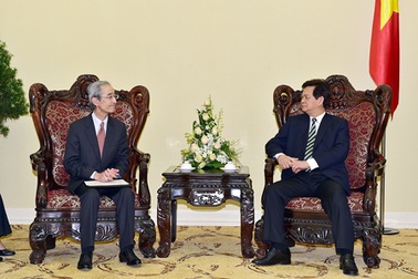 Thủ tướng: Nhà đầu tư nước ngoài được mua hơn 30% cổ phần các ngân hàng Việt Nam