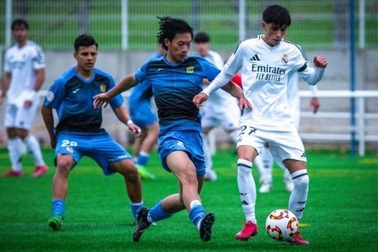 Cầu thủ Việt kiều ở Tây Ban Nha mơ khoác áo tuyển Việt Nam dự World Cup