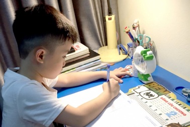 Giao bài tập về nhà dịp Tết: Nên hay không?