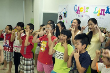 Language Link Việt Nam: Rộn ràng đón trường mới tại 63 Trần Quốc Hoàn