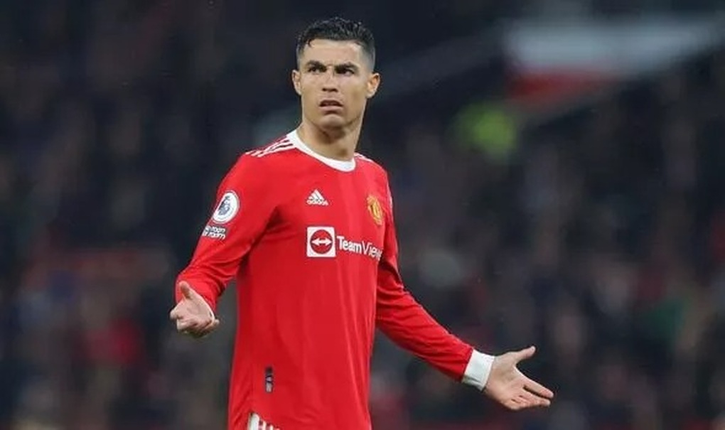 Lộ lý do HLV Erik ten Hag sẵn sàng để C.Ronaldo rời Man Utd - 1 Lộ lý do HLV Erik ten Hag sẵn sàng để C.Ronaldo rời Man Utd - 1