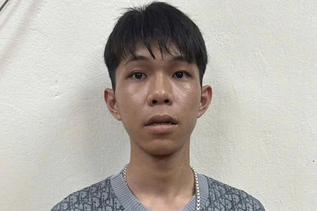 Bắt giữ thanh niên cướp giật tại 3 tiệm vàng ở Hà Nội - 1 Bắt giữ thanh niên cướp giật tại 3 tiệm vàng ở Hà Nội - 1