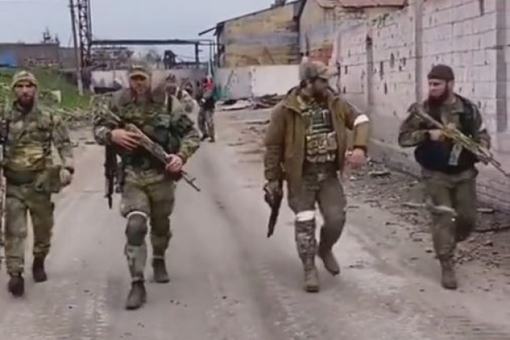 Lực lượng Chechnya tiến vào Bakhmut, Ukraine phản công Nga trên tiền tuyến - 1 Lực lượng Chechnya tiến vào Bakhmut, Ukraine phản công Nga trên tiền tuyến - 1