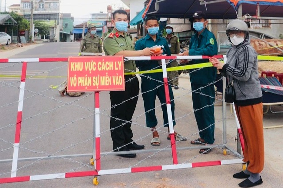 Bình Định: 18 ca dương tính SARS-CoV-2, có 2 tiểu thương chợ đầu mối - 1 Bình Định: 18 ca dương tính SARS-CoV-2, có 2 tiểu thương chợ đầu mối - 1