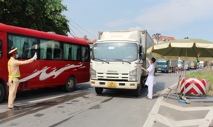 Vĩnh Phúc ra thông báo khẩn về thực hiện nghiêm quy định phòng, chống dịch Covid-19 - Ảnh 1.