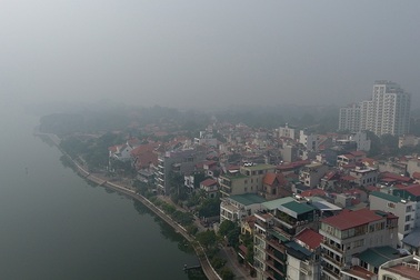 Màn sương mù che phủ Thủ đô nhìn từ flycam