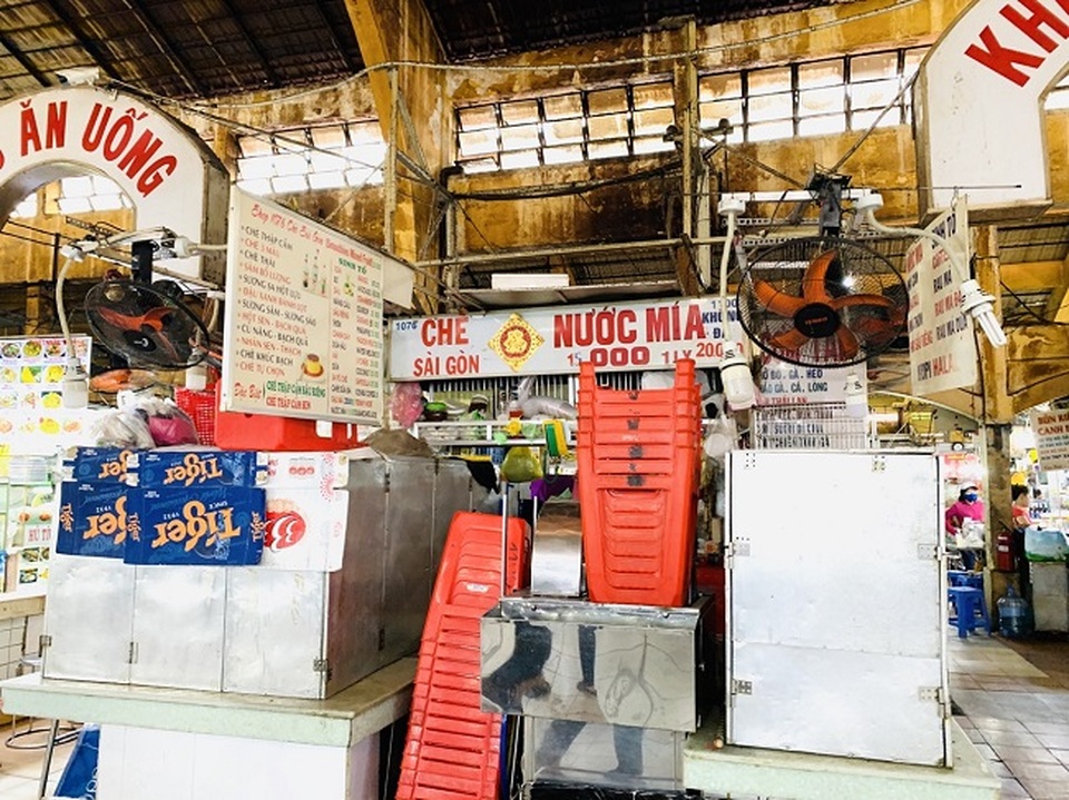 Chợ Bến Thành vẫn đìu hiu mong khách du lịch - 3 Chợ Bến Thành vẫn đìu hiu mong khách du lịch - 3