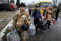 Cuộc sống trong mưa đạn pháo ở thành phố miền Đông Ukraine