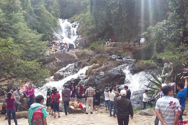 Lời kể của hướng dẫn viên du lịch đi cùng 3 du khách tử nạn ở Đà Lạt