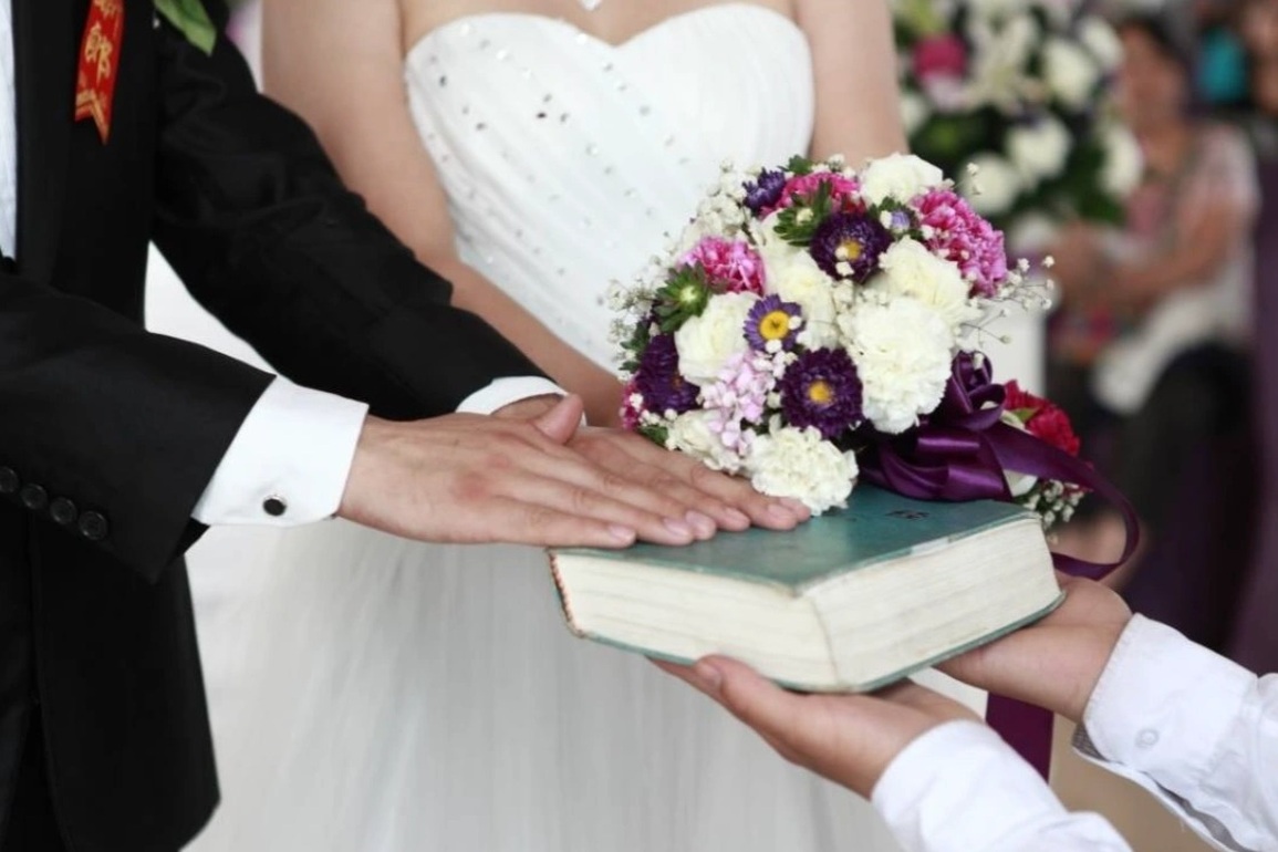 Vết máu trên môi mẹ chồng khiến nàng dâu bỏ về nhà mẹ đẻ ngay đêm tân hôn - 1 Vết máu trên môi mẹ chồng khiến nàng dâu bỏ về nhà mẹ đẻ ngay đêm tân hôn - 1
