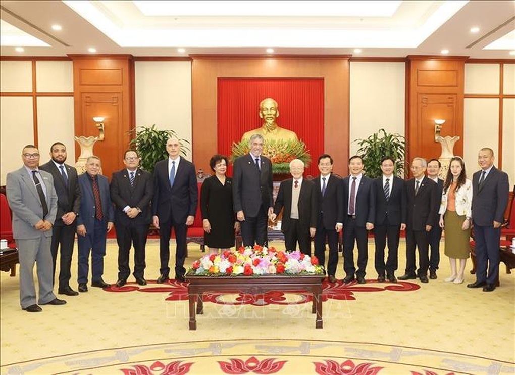 Tổng Bí thư Nguyễn Phú Trọng tiếp Đoàn đại biểu Đảng Phong trào Cánh tả Thống nhất, Cộng hòa Dominicana - 3 Tổng Bí thư Nguyễn Phú Trọng tiếp Đoàn đại biểu Đảng Phong trào Cánh tả Thống nhất, Cộng hòa Dominicana - 3