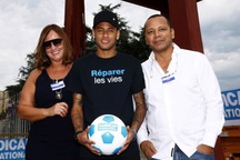 Những bí mật về gia đình Neymar - Nguồn sức mạnh giúp siêu sao PSG toả sáng