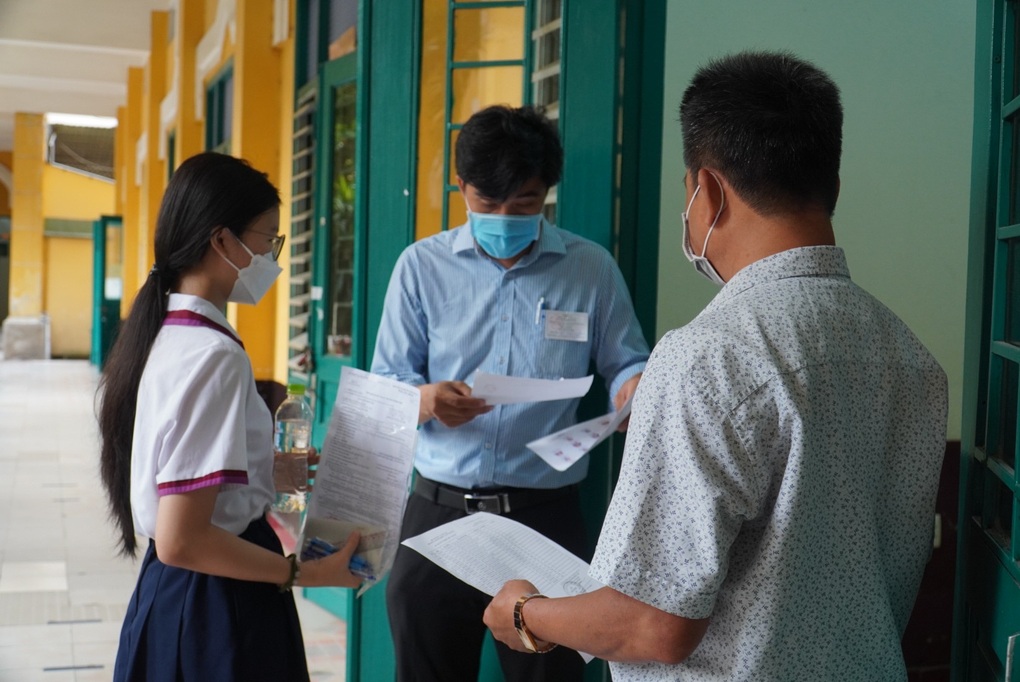 Làm gì để bịt lỗ hổng trong ra đề và coi thi tốt nghiệp THPT 2023? - 2 Làm gì để bịt lỗ hổng trong ra đề và coi thi tốt nghiệp THPT 2023? - 2