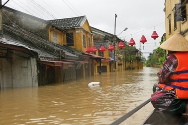Hội An di dời dân ở nhà xuống cấp trước mùa mưa bão