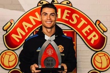 C.Ronaldo nhận giải bàn thắng đẹp nhất Premier League trong tháng 3
