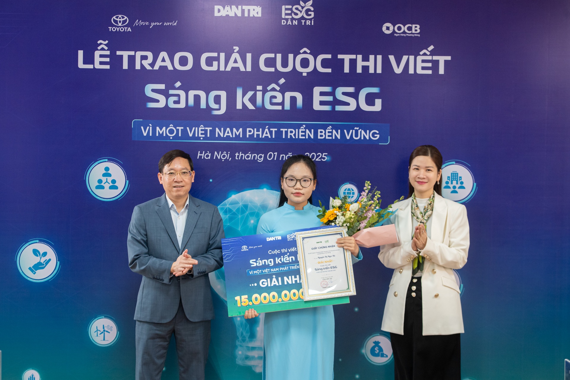 Trao giải cuộc thi viết Sáng kiến ESG vì một Việt Nam phát triển bền vững - 6 Trao giải cuộc thi viết Sáng kiến ESG vì một Việt Nam phát triển bền vững - 6