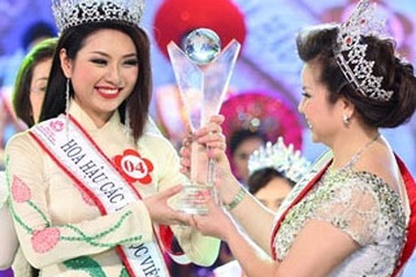 Tân Hoa hậu dân tộc Việt Nam dính nghi án mua giải 1,5 tỷ đồng