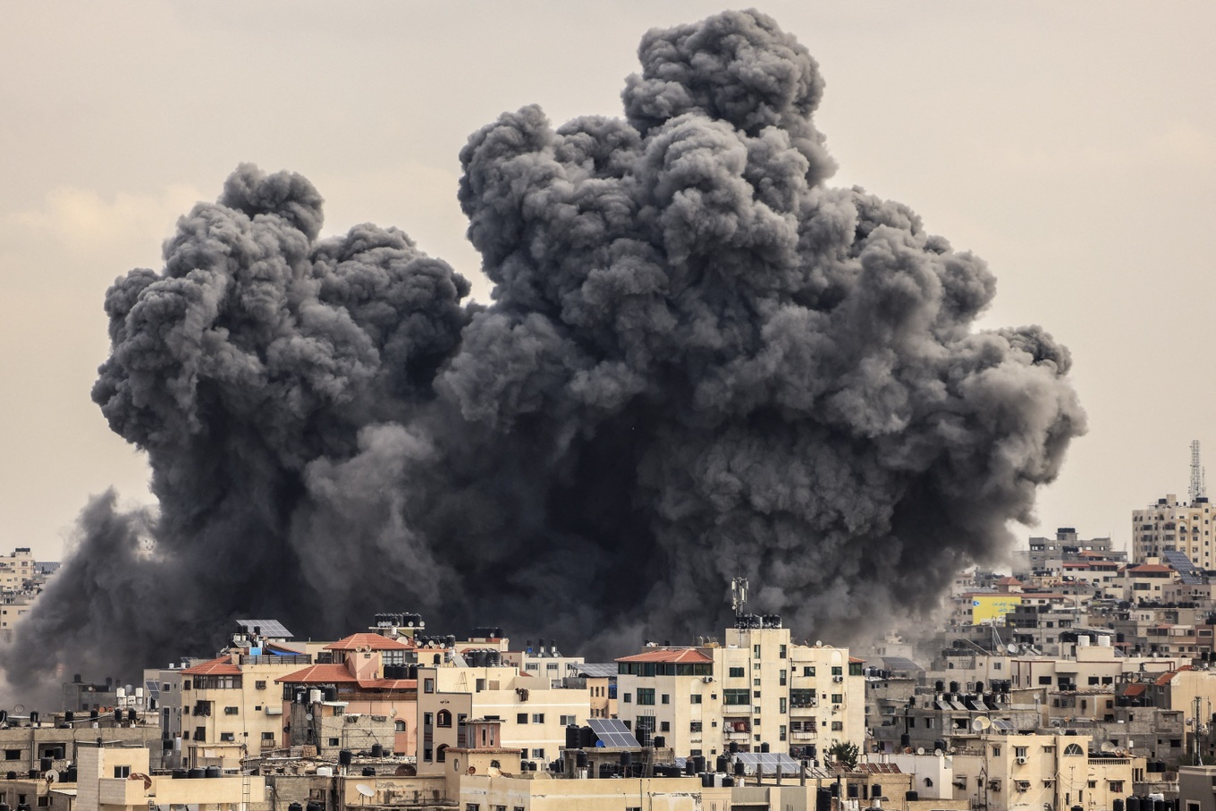 Israel xâm nhập mê cung ngầm, hạ lãnh đạo bộ phận vũ khí Hamas - 1 Israel xâm nhập mê cung ngầm, hạ lãnh đạo bộ phận vũ khí Hamas - 1
