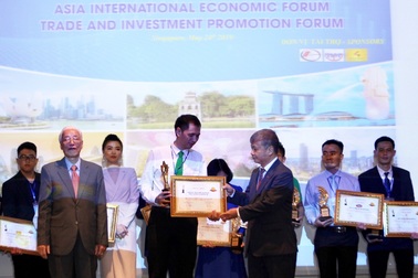 Mai Linh đạt Top 10 thương hiệu được tin dùng nhất Asia 2019