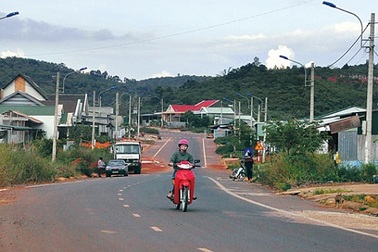 Nhiều dự án bố trí, ổn định dân cư đang bị “treo” vì thiếu vốn