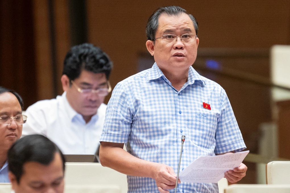 Có nơi chủ tịch tỉnh rất áp lực, mỗi năm 500 chuyện phải đối thoại, ra tòa - 1 Có nơi chủ tịch tỉnh rất áp lực, mỗi năm 500 chuyện phải đối thoại, ra tòa - 1