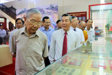 Triển lãm ảnh 15 năm xây dựng và phát triển TP Cần Thơ