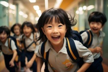 Đôi vợ chồng lao đao kinh tế được các em học sinh chỉ cách làm giàu