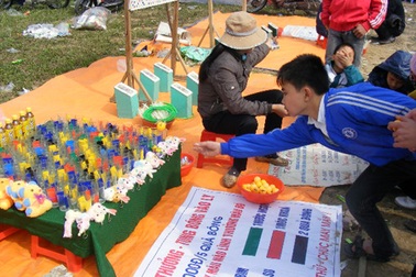 Cờ bạc nở rộ ở lễ hội Cương Quốc Công Nguyễn Xí