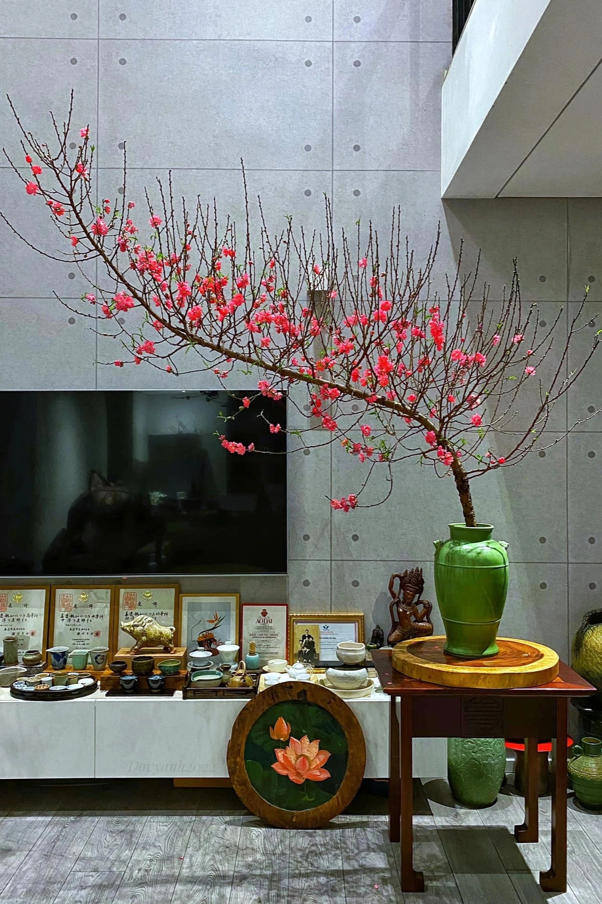 Cách cắm hoa đào nở đều đẹp, tươi lâu ngày Tết - 7 Cách cắm hoa đào nở đều đẹp, tươi lâu ngày Tết - 7