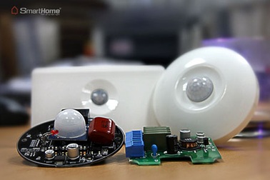 Ra mắt thiết bị bật tắt đèn thông minh "made in Việt Nam"