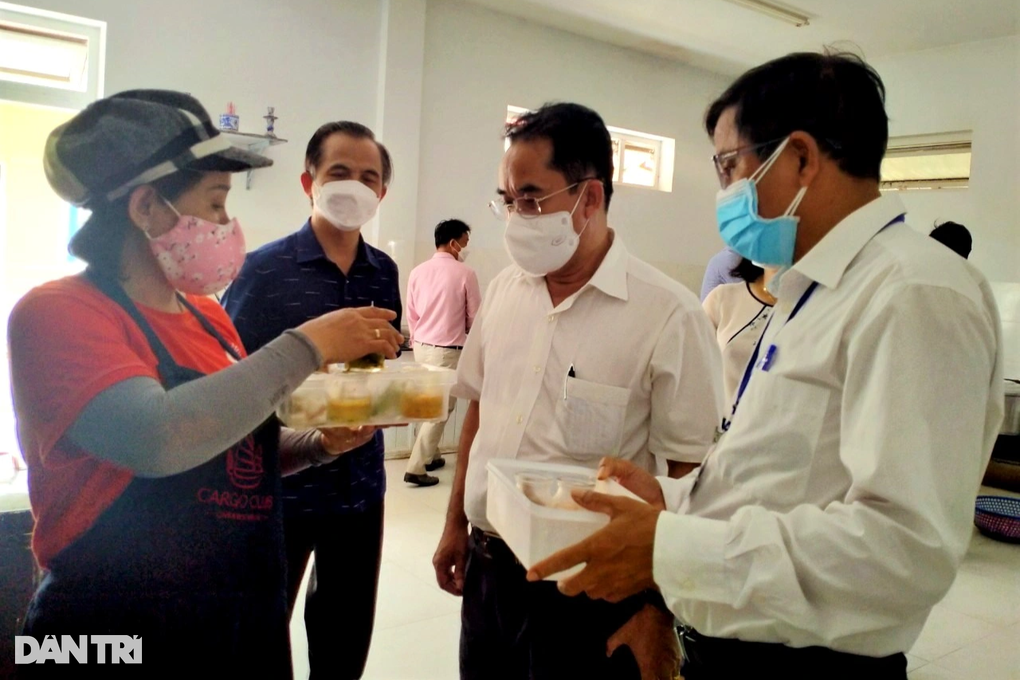 Tháo gỡ vướng mắc về hợp đồng lao động ở các đơn vị thuộc Sở LĐ-TBXH - 1 Tháo gỡ vướng mắc về hợp đồng lao động ở các đơn vị thuộc Sở LĐ-TBXH - 1