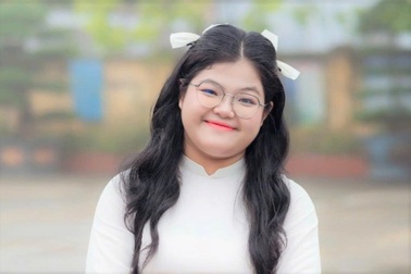 Thủ khoa khối A00: Nữ Đảng viên học giỏi toàn diện, rất có trách nhiệm