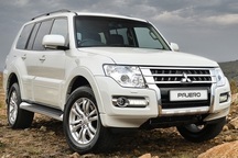 Mitsubishi triệu hồi hơn 800 xe Pajero đời cũ do lỗi túi khí