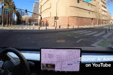 Clip khoảnh khắc xe Tesla gây tai nạn, vượt đèn đỏ khi dùng chế độ tự lái