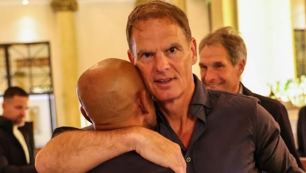 Antrenorul Frank de Boer este așteptat să conducă echipa Indoneziei - 1 HLV Frank de Boer được dự đoán dẫn dắt đội tuyển Indonesia - 1