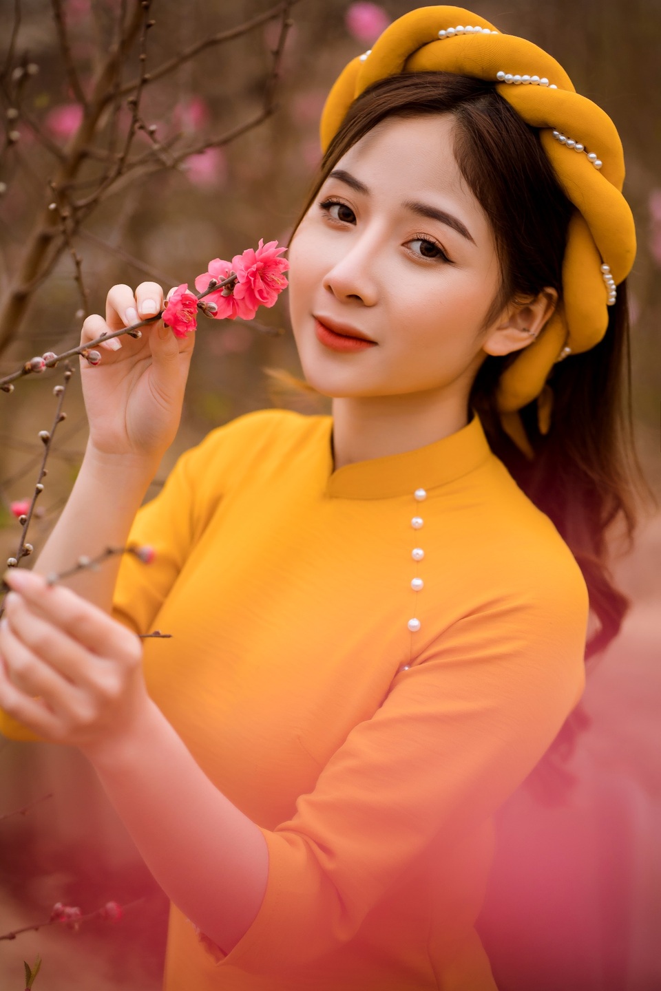 Nữ sinh Báo chí xúng xính áo dài đón Xuân sang - 2 Nữ sinh Báo chí xúng xính áo dài đón Xuân sang - 2