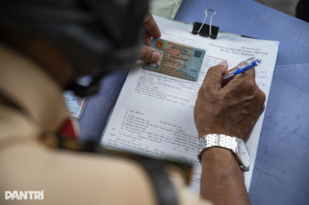 Bị bắn tốc độ ở TPHCM, thanh niên phân trần em ở quê mới lên - 3