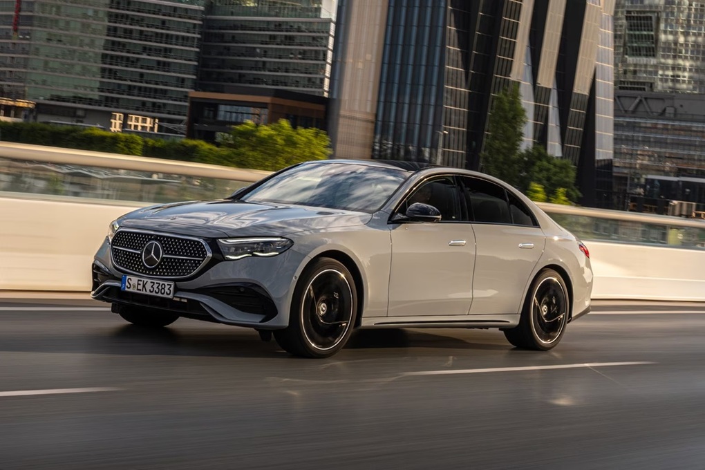 Sedan hạng sang thương hiệu Đức “xả hàng”, giảm gần 700 triệu tại đại lý - 3 Sedan hạng sang thương hiệu Đức “xả hàng”, giảm gần 700 triệu tại đại lý - 3