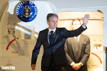 Chuyên cơ Air Force 2 hạ cánh tại Nội Bài đưa Ngoại trưởng Mỹ tới Hà Nội