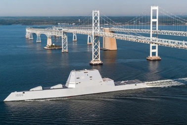 Trung Quốc đang phát triển tàu giống siêu tàu khu trục tàng hình của Mỹ?