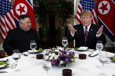 Đại sứ Mỹ nói về quyết định phút chót của ông Trump tại thượng đỉnh với ông Kim ở Hà Nội