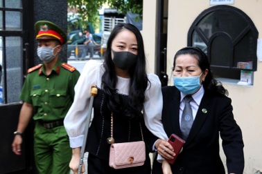 Có chặn được điều vô lý trong vụ Mercedes tông tiếp viên hàng không?