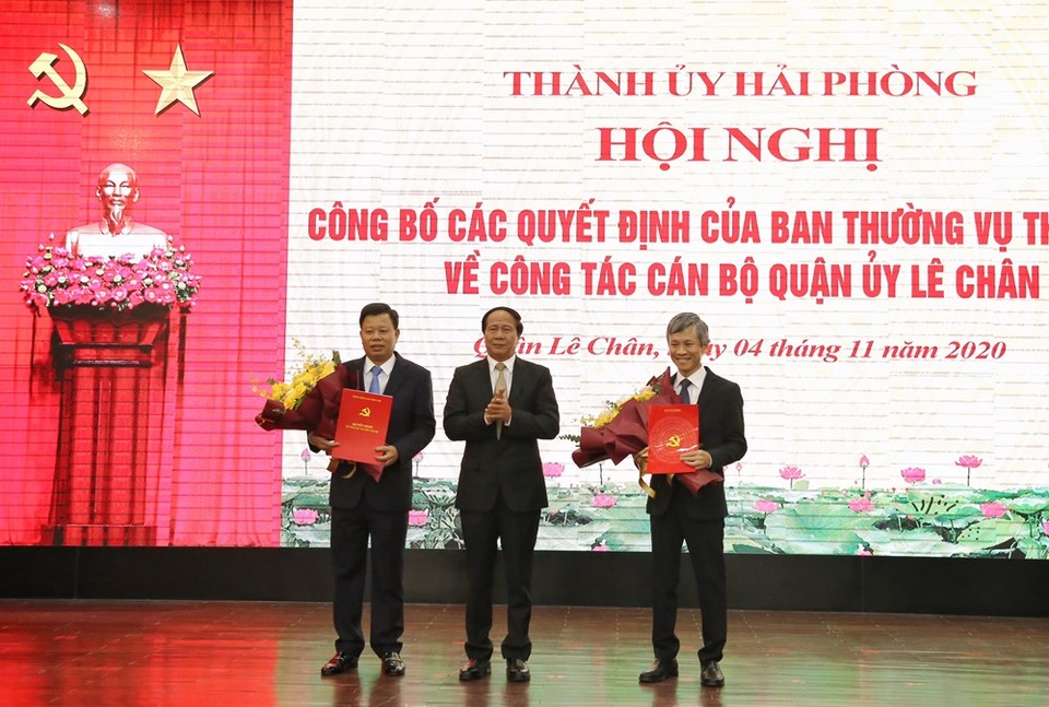Hải Phòng điều động, bổ nhiệm hàng loạt nhân sự chủ chốt - 1 Hải Phòng điều động, bổ nhiệm hàng loạt nhân sự chủ chốt - 1