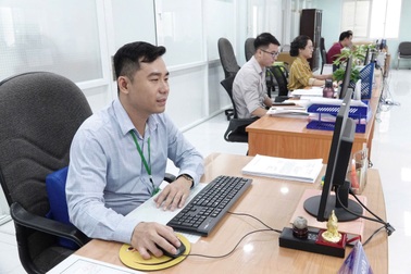 Khẩn trương cập nhật hồ sơ cán bộ, công chức trước ngày 5/12