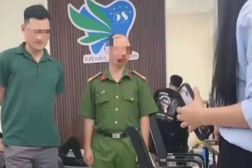 Đình chỉ công tác cán bộ công an bị tố đánh người - 1 Đình chỉ công tác cán bộ công an bị tố đánh người
